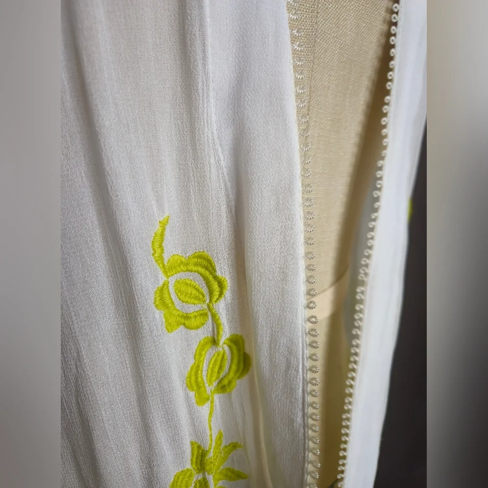 TOPSHOP Lime Green Floral Embroidered Sheer Kimono | SZ 4 / S-M